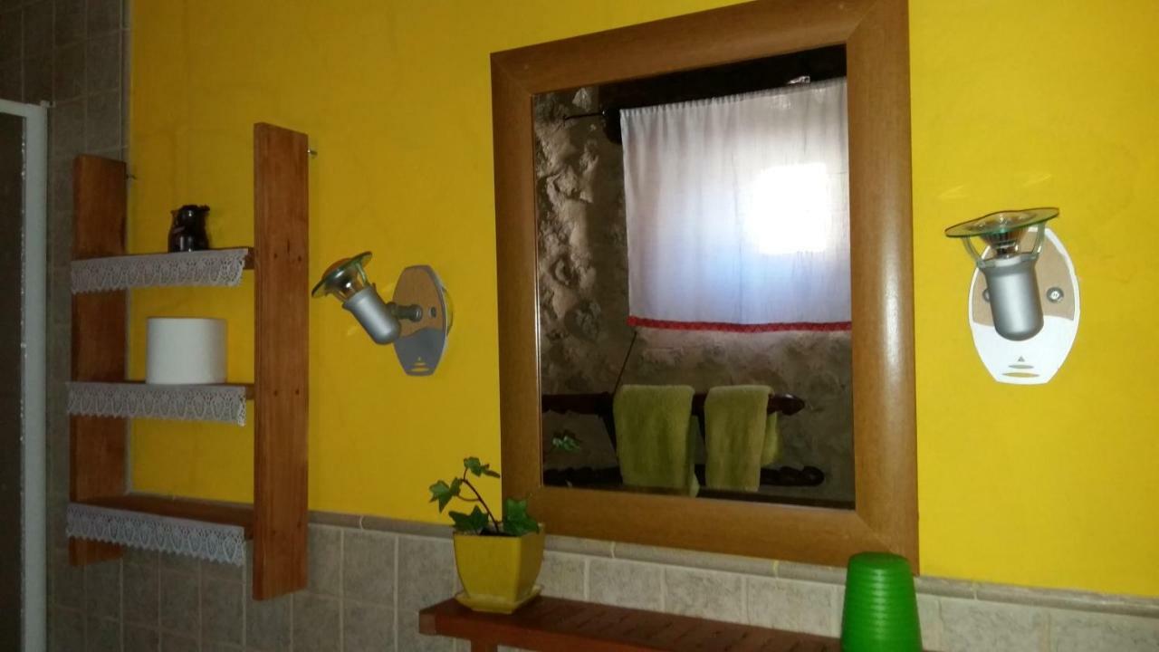 Casa Rural Calle Real Panzió Torremocha de Ayllón Kültér fotó